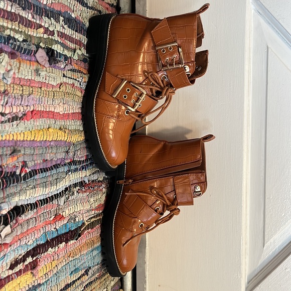 ASOS combat boot - Picture 2 of 4